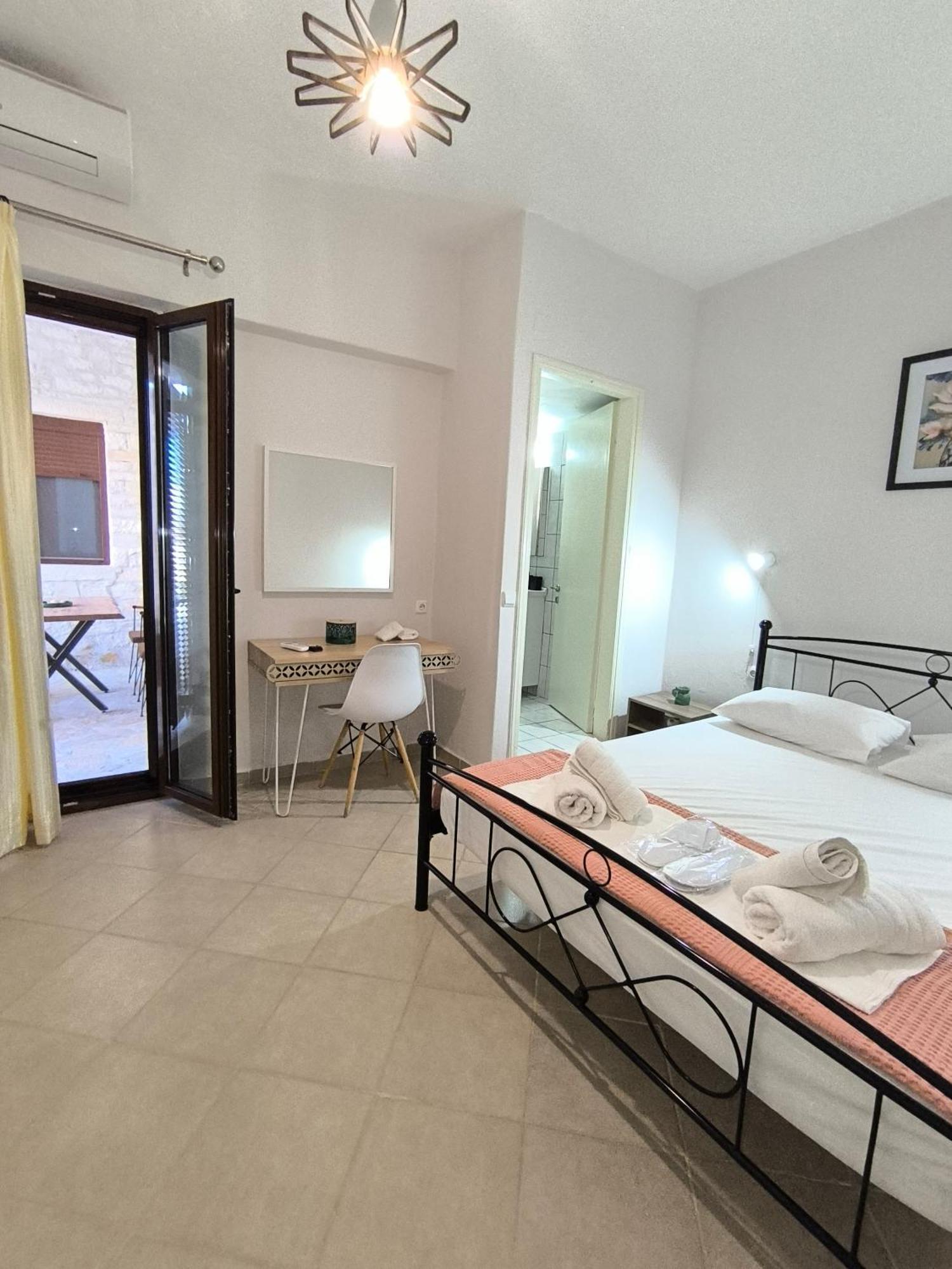 Poseidon Apartments 盖奥斯 外观 照片